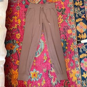 Lulu🍋 Ready to Rulu Jogger